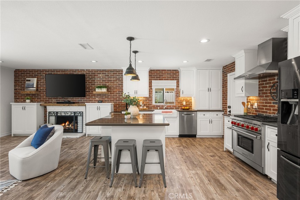 11822 Saint Mark Street