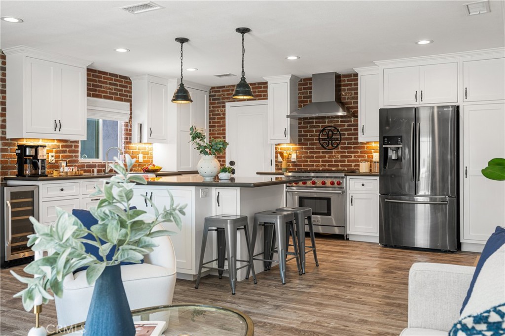 11822 Saint Mark Street