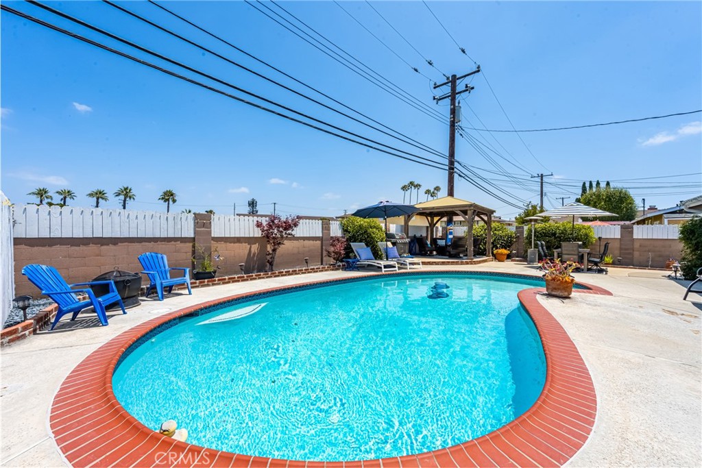 11822 Saint Mark Street