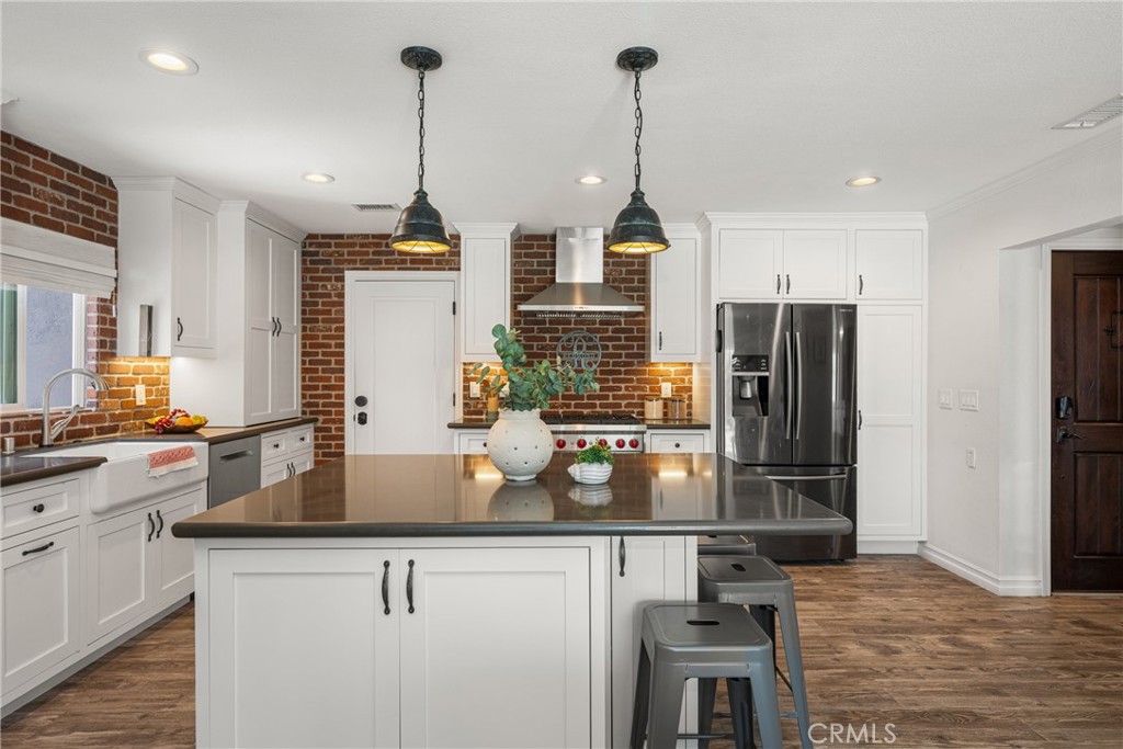 11822 Saint Mark Street