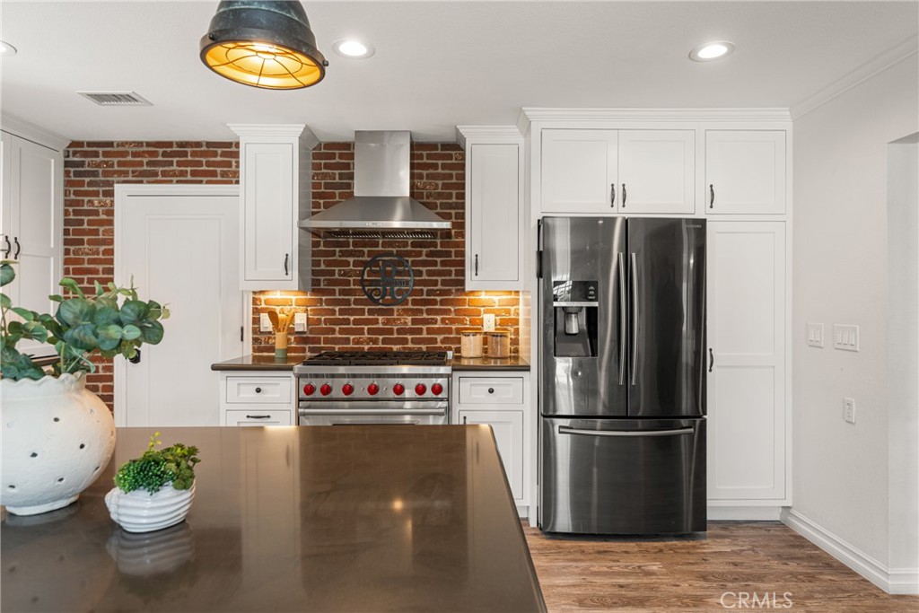 11822 Saint Mark Street