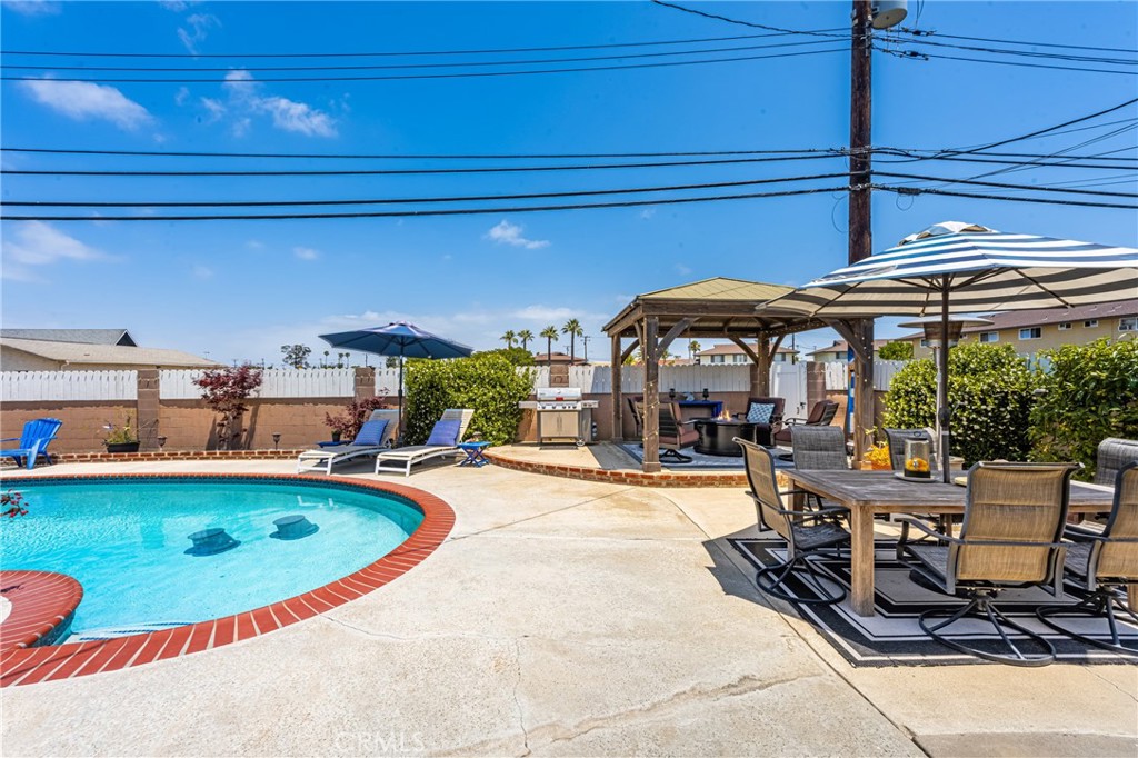 11822 Saint Mark Street