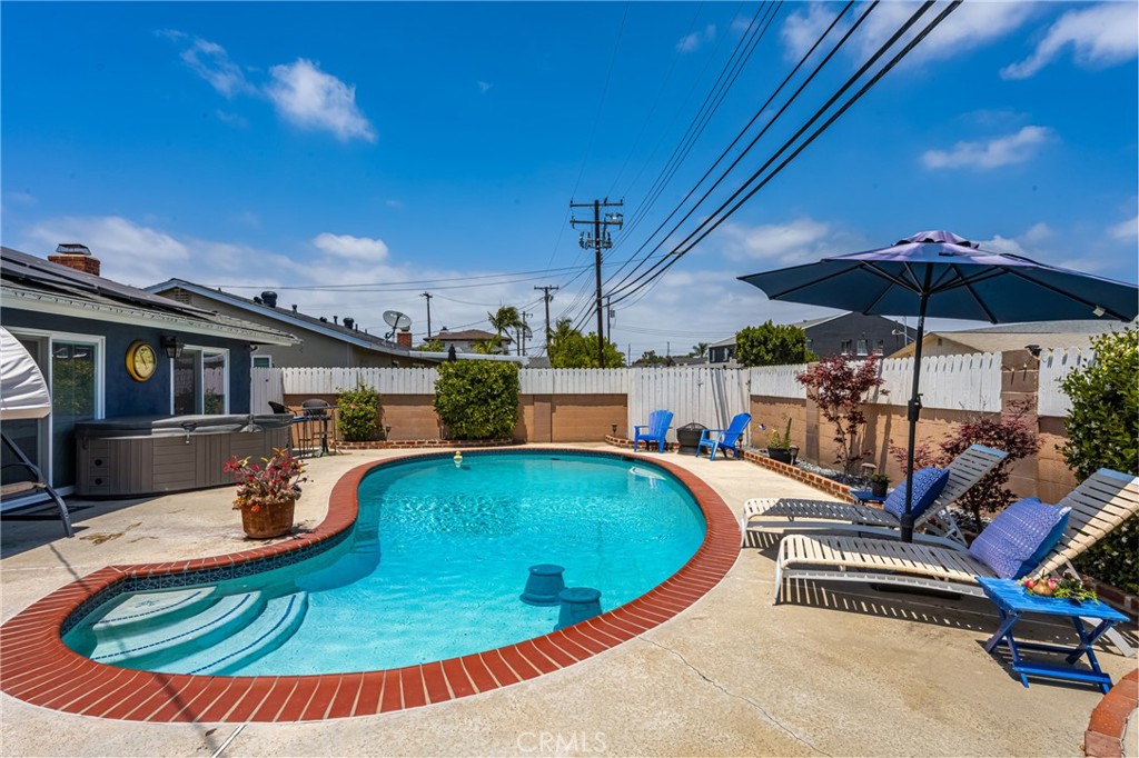 11822 Saint Mark Street