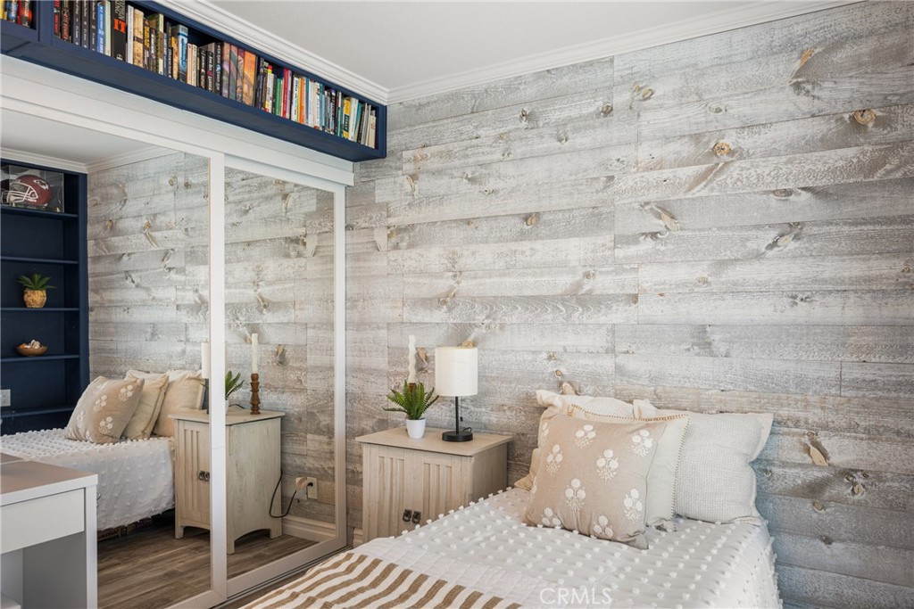 11822 Saint Mark Street