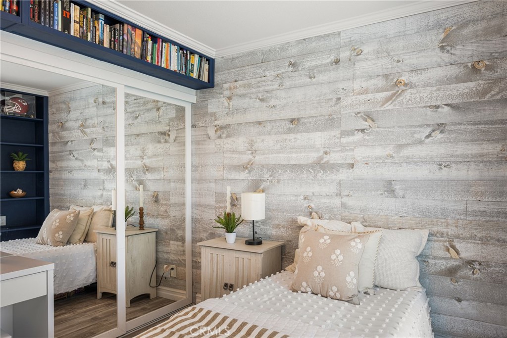 11822 Saint Mark Street