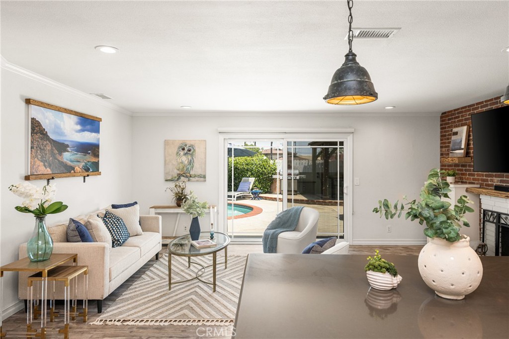 11822 Saint Mark Street