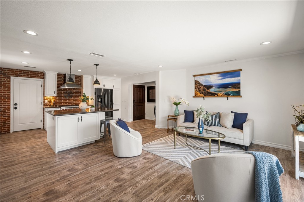 11822 Saint Mark Street