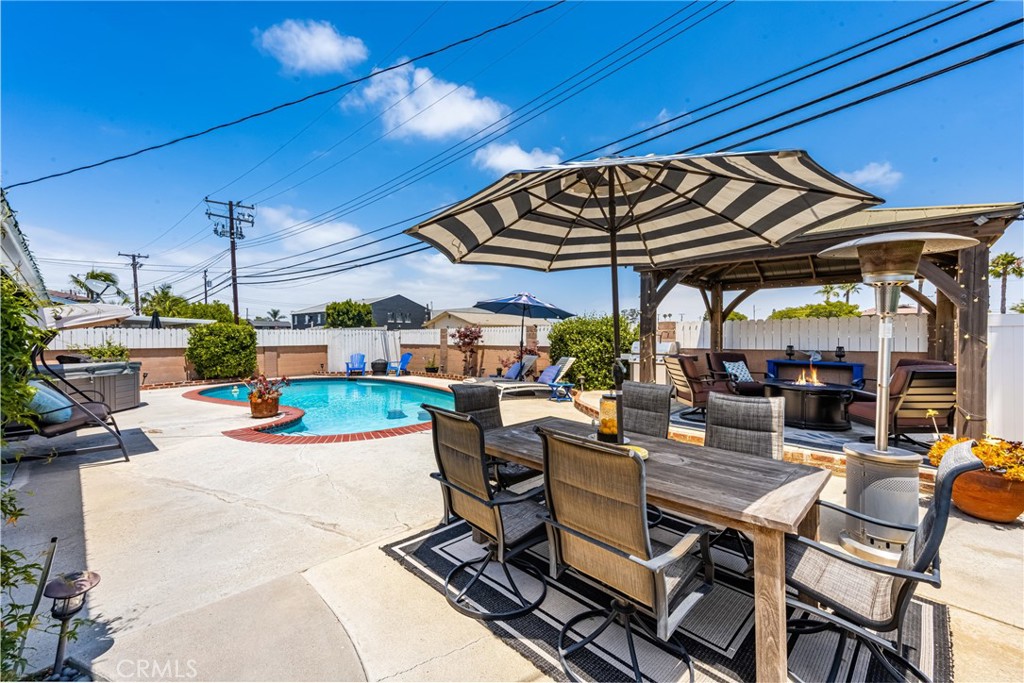 11822 Saint Mark Street