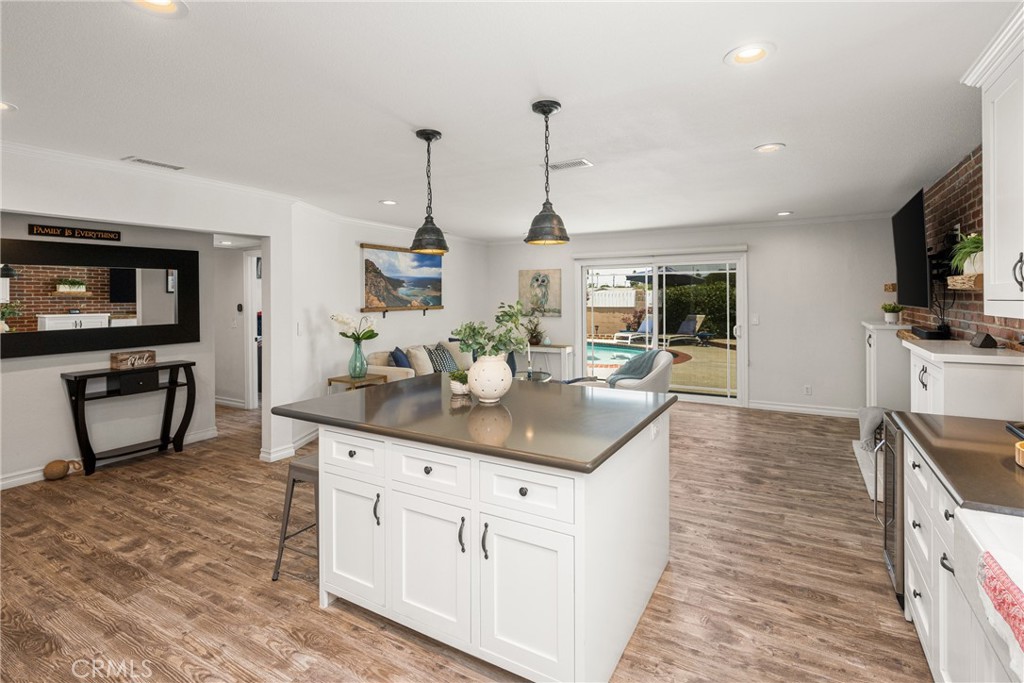 11822 Saint Mark Street