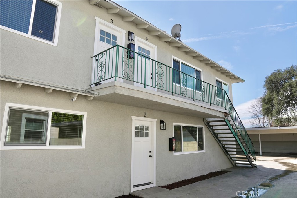 895 N Euclid Avenue 3