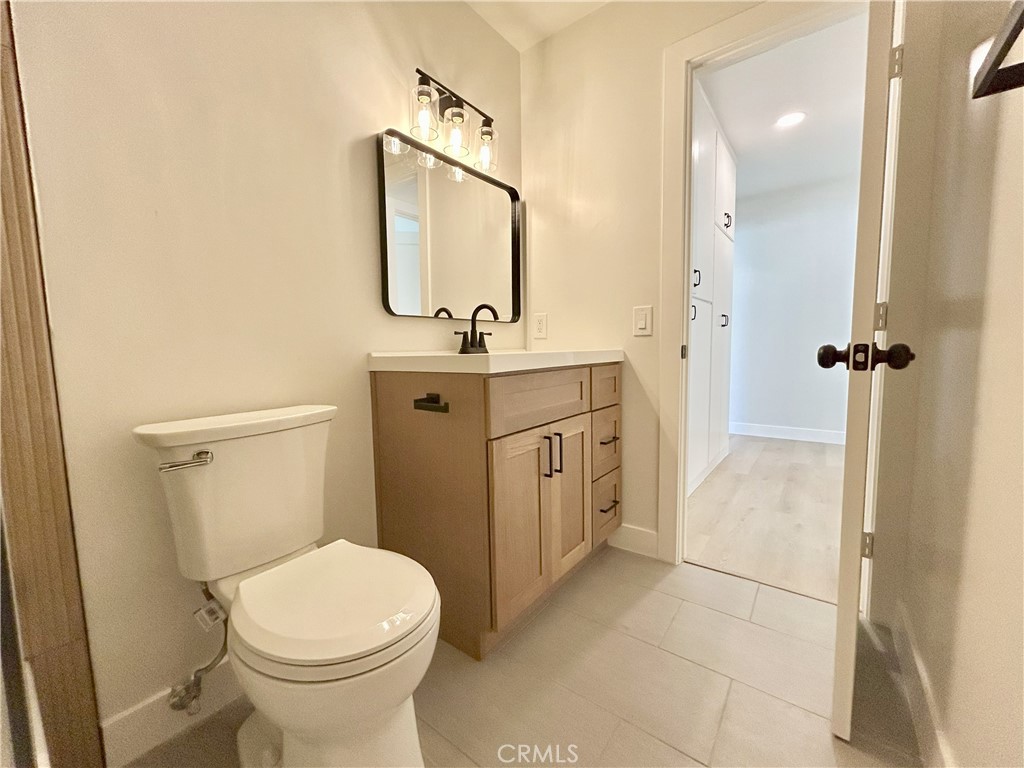 895 N Euclid Avenue 3
