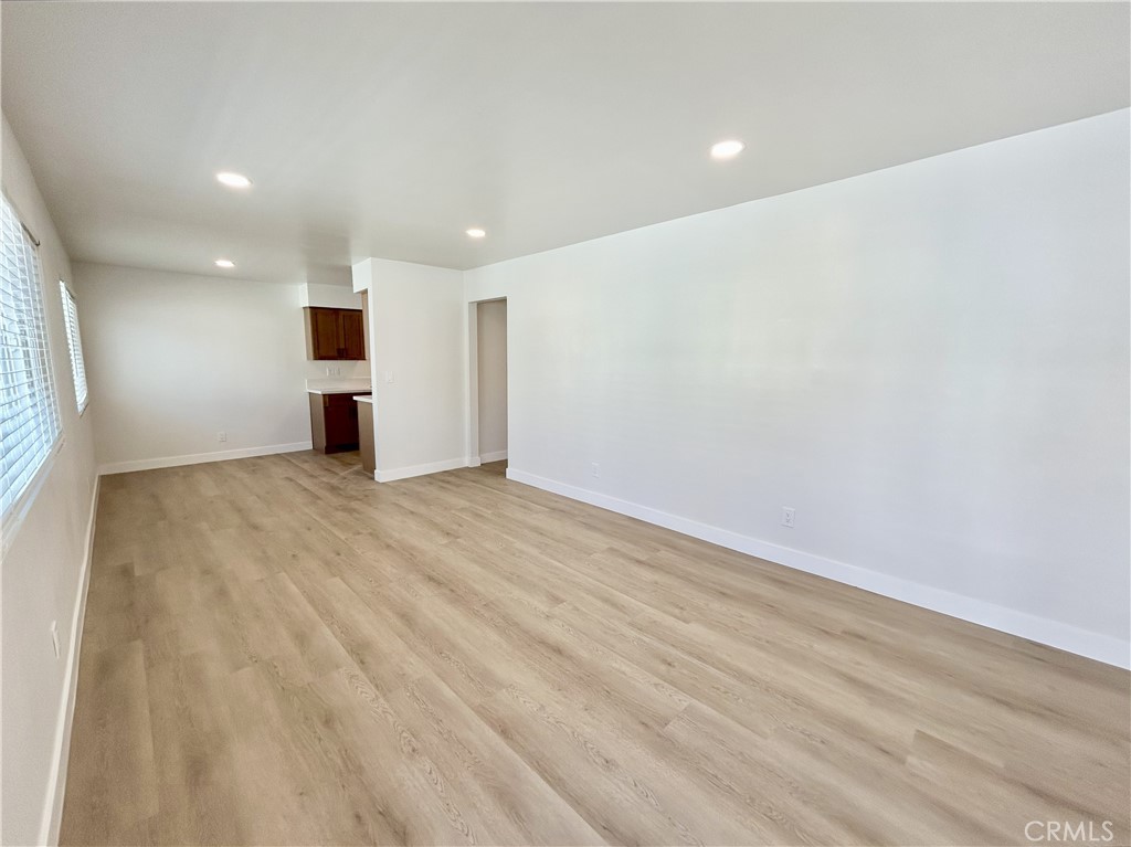 895 N Euclid Avenue 3