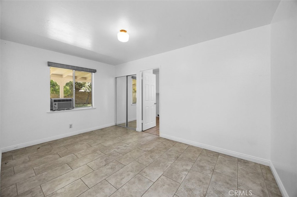 2006 W Wilshire Avenue
