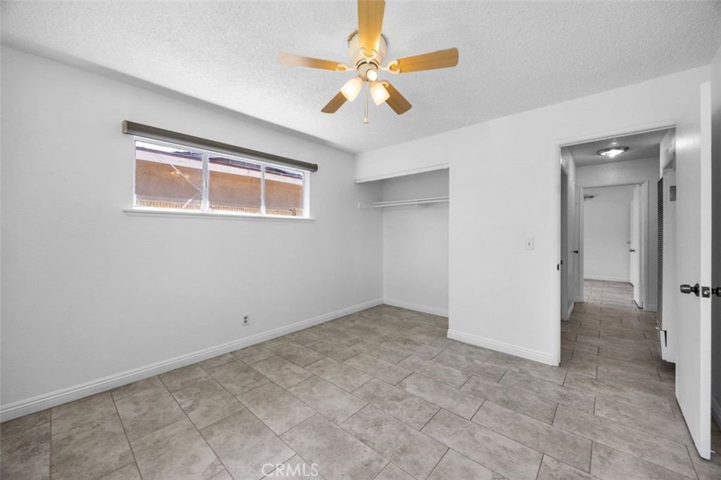 2006 W Wilshire Avenue