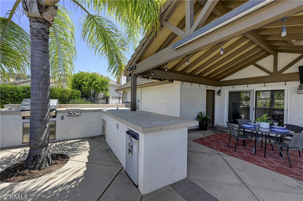 4341 Pepper Avenue