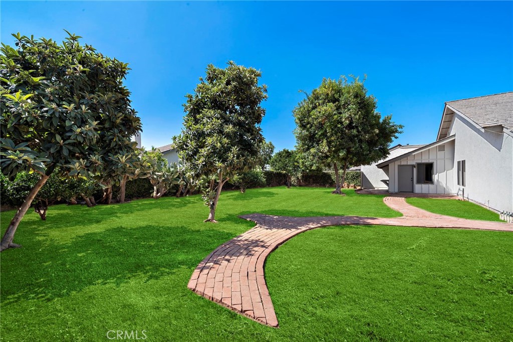 1061 Regis Way