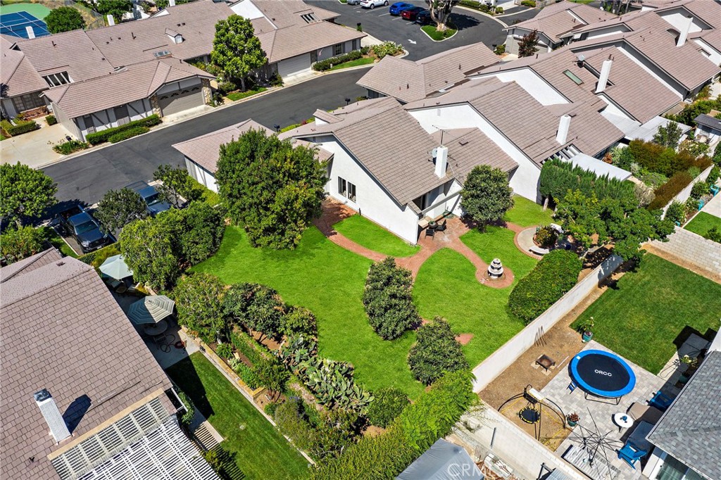 1061 Regis Way