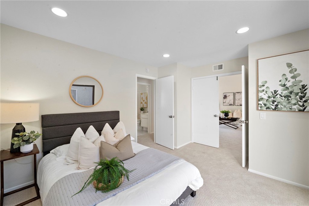 1061 Regis Way