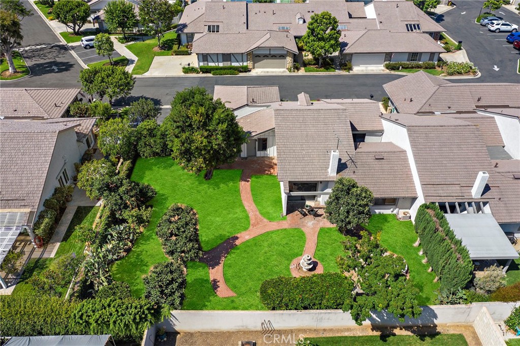 1061 Regis Way