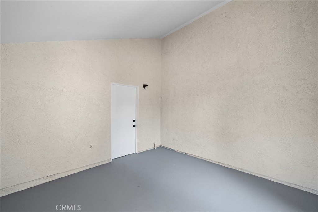 1061 Regis Way
