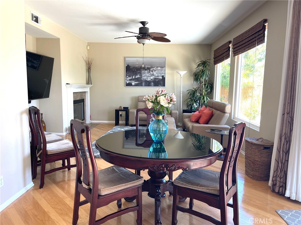 8835 E Fallbrook Way