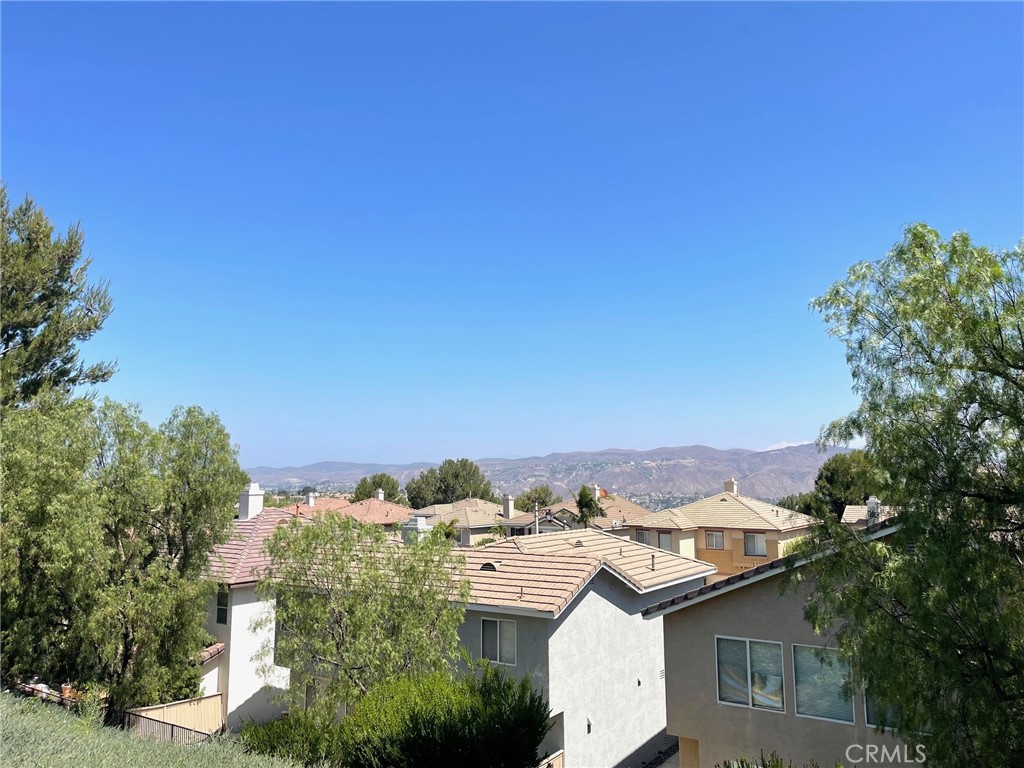 8835 E Fallbrook Way