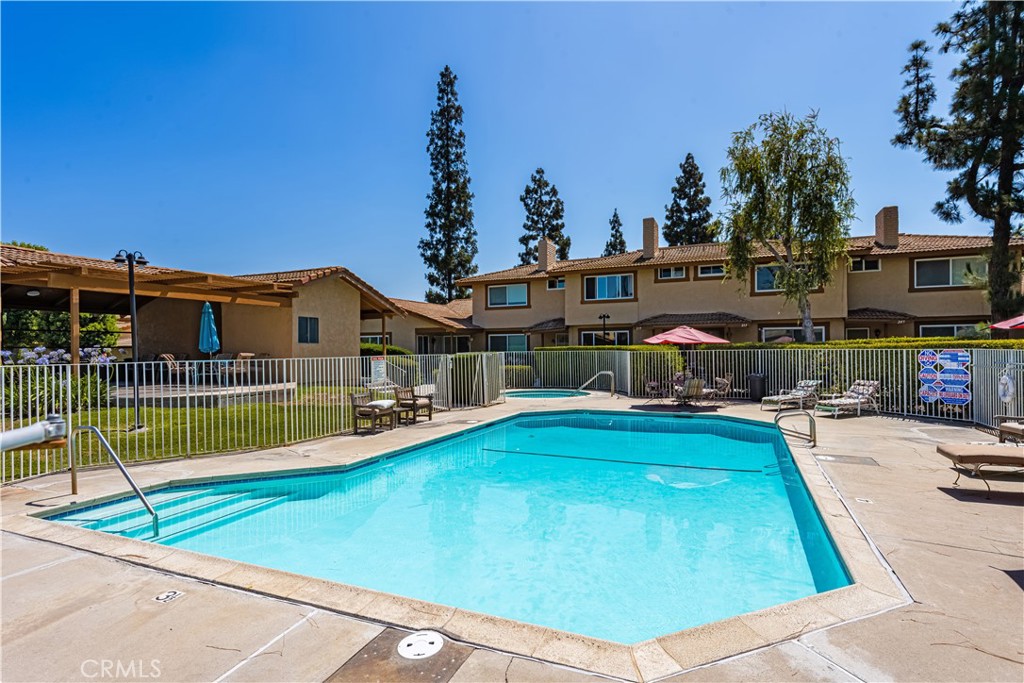 206 Bay Meadows Drive