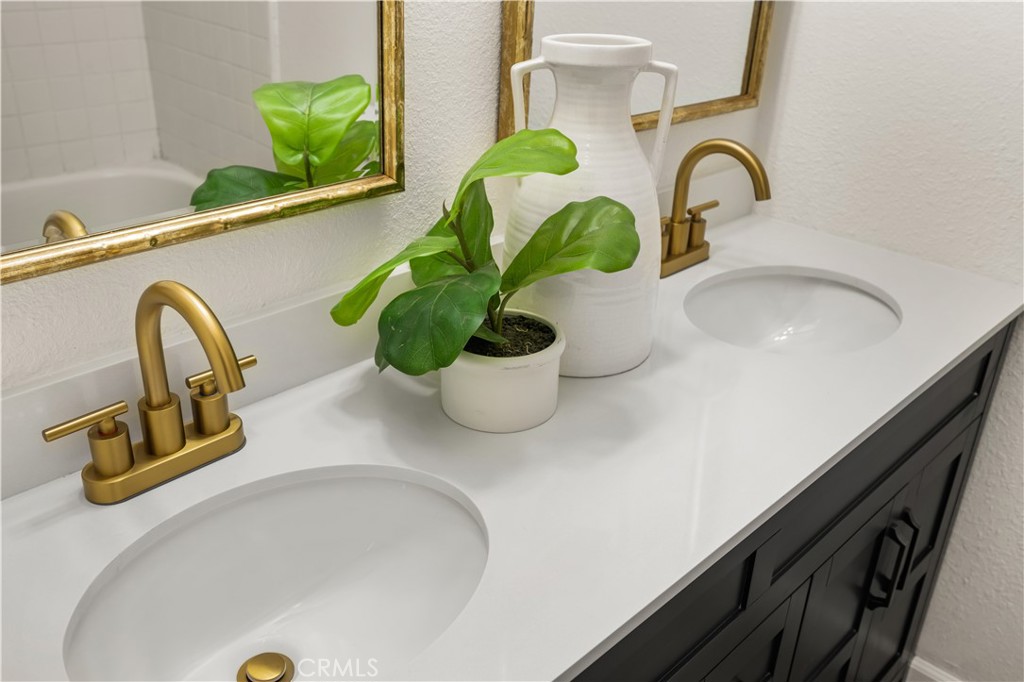 206 Bay Meadows Drive