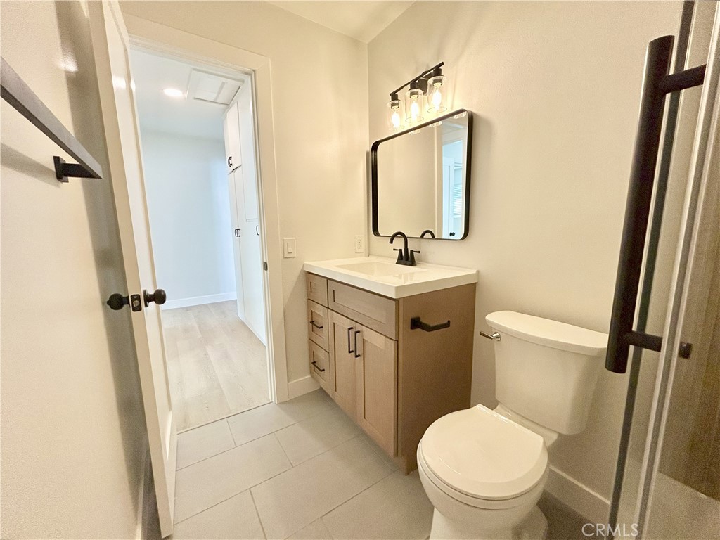 895 N Euclid Avenue 4