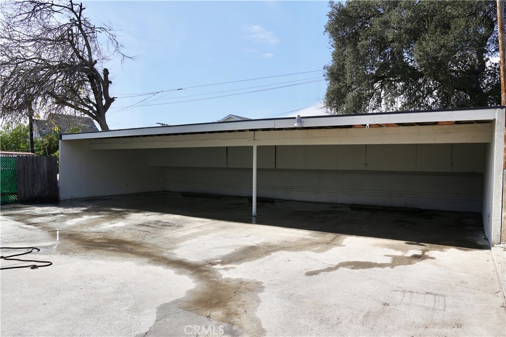 895 N Euclid Avenue 4