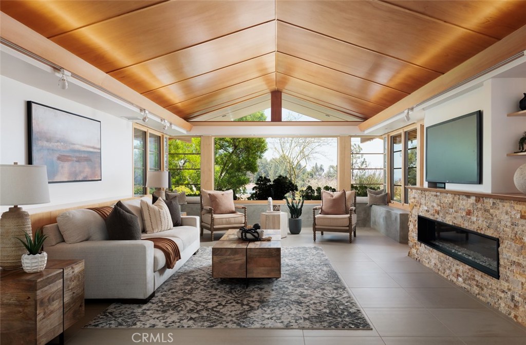 10551 Hillsboro Road