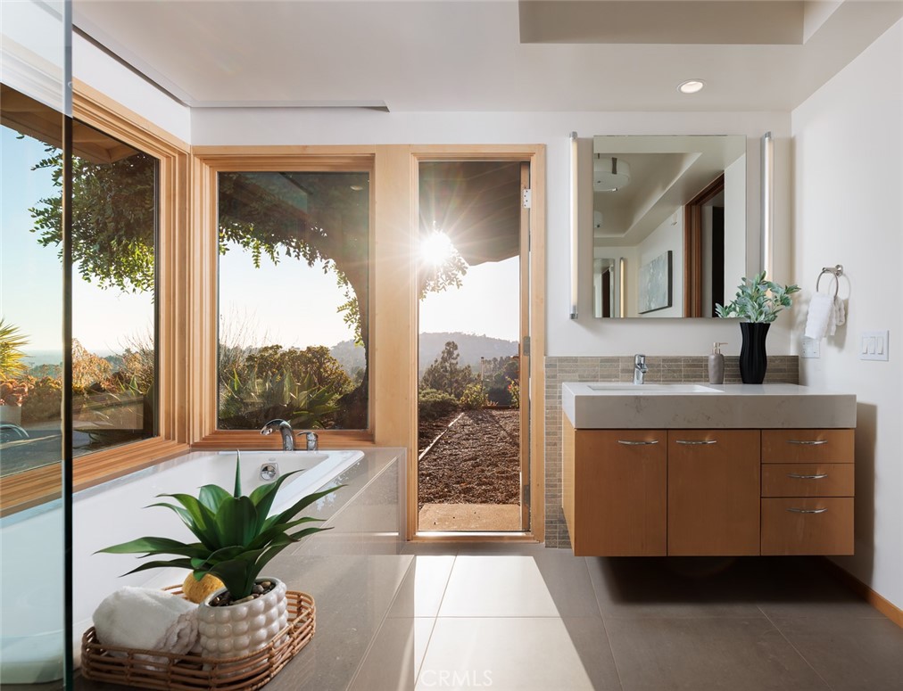 10551 Hillsboro Road