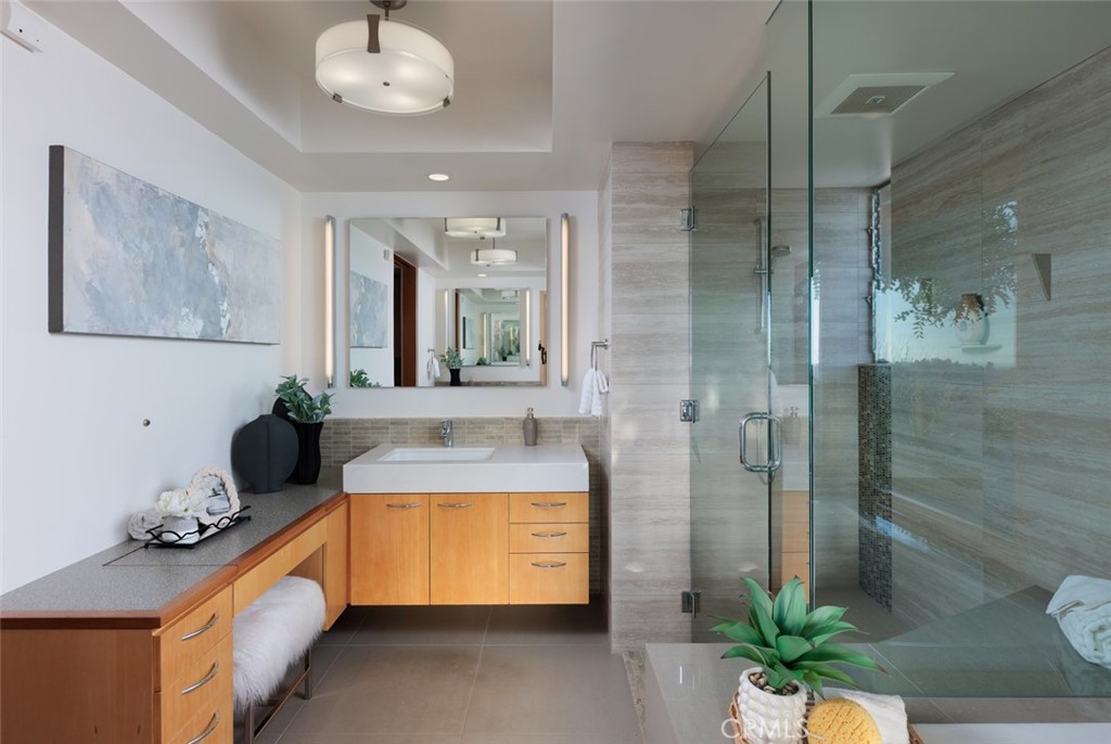 10551 Hillsboro Road