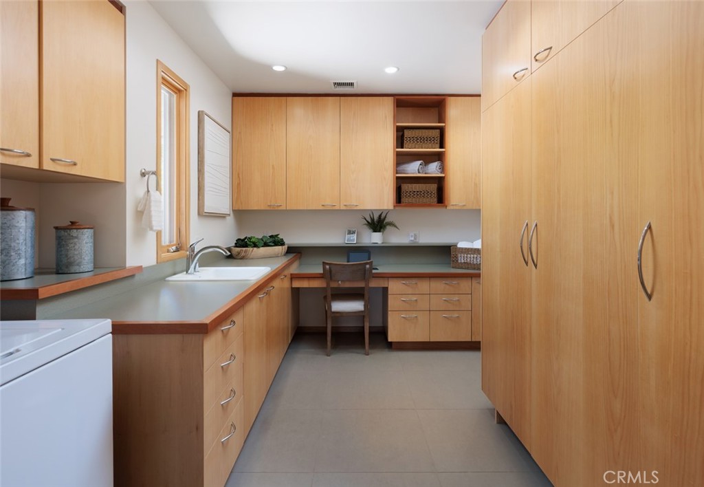 10551 Hillsboro Road