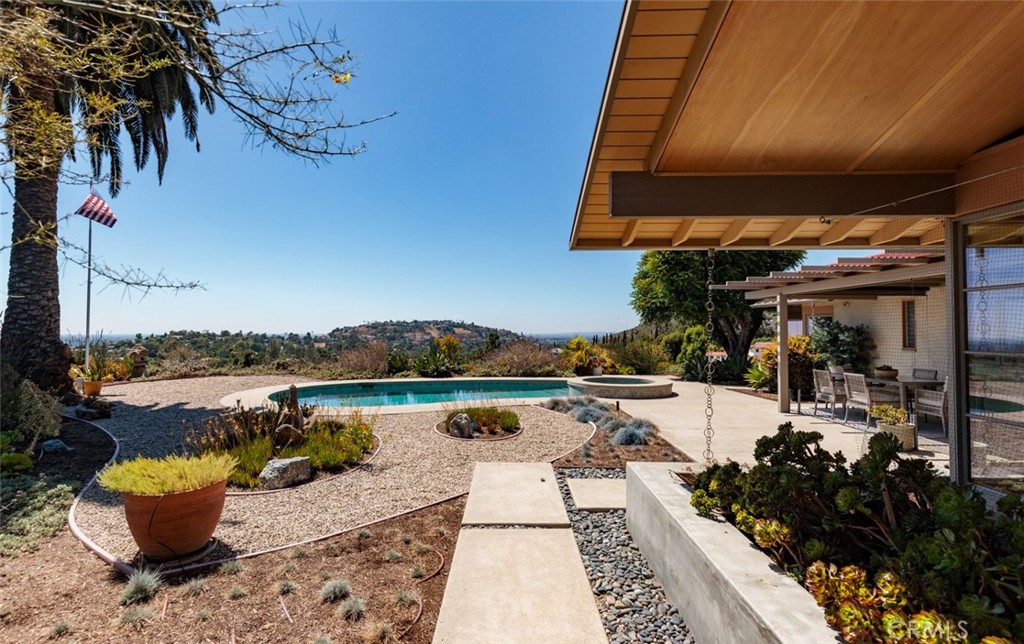 10551 Hillsboro Road