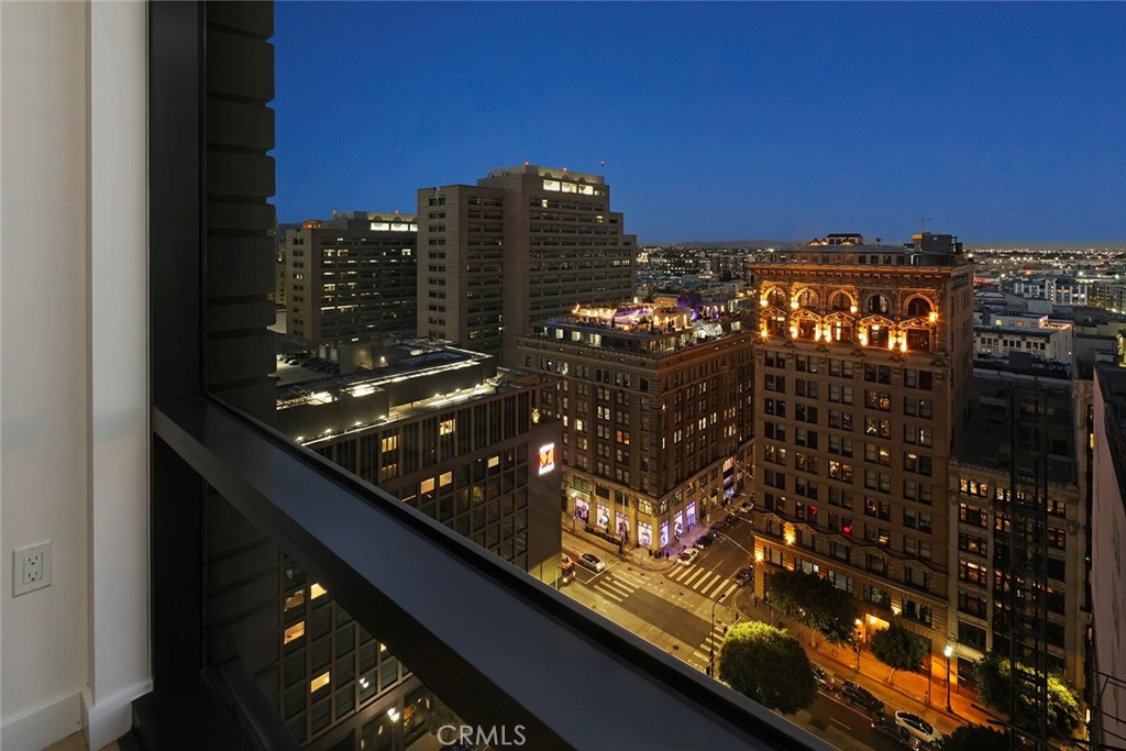 400 S Broadway 1701
