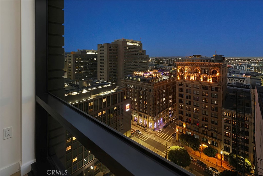 400 S Broadway 1701