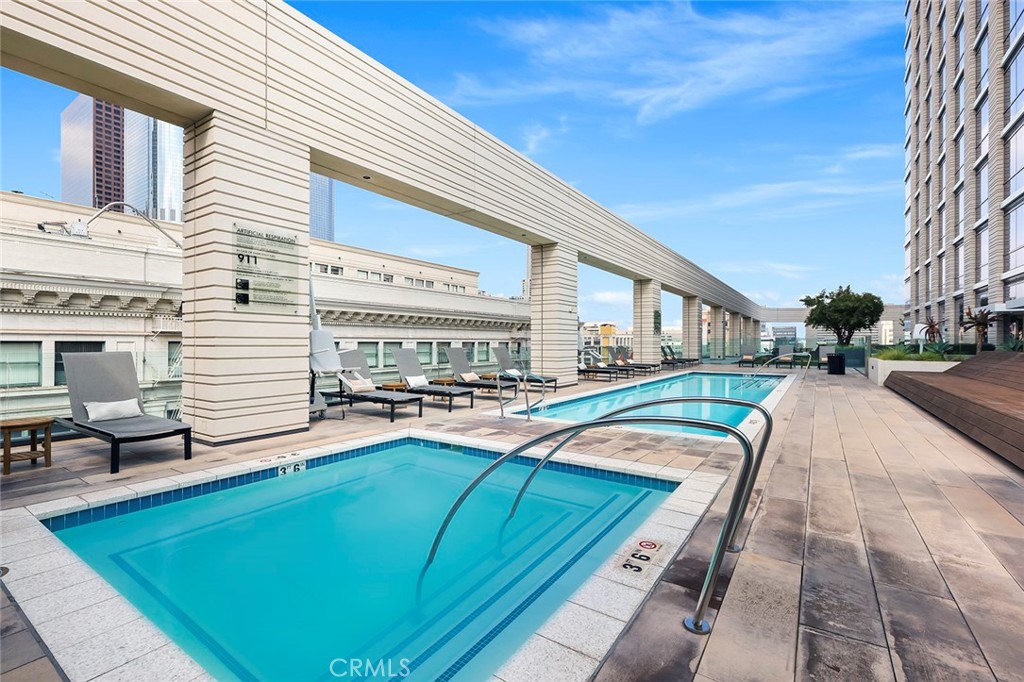 400 S Broadway 1701