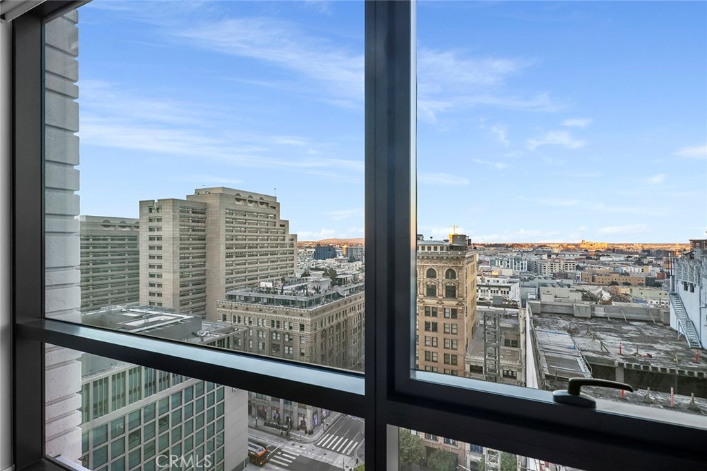 400 S Broadway 1701