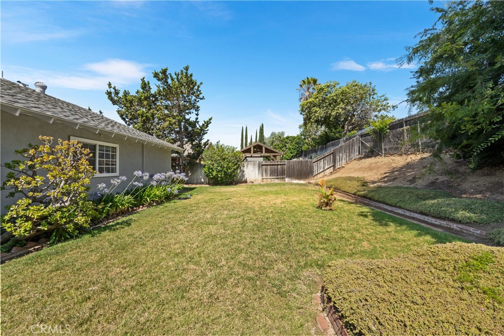 19721 Dunsmuir Plaza