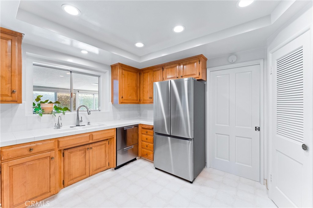 2117 N Westwood Avenue