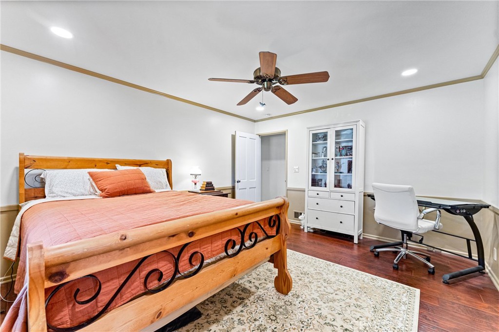 2117 N Westwood Avenue