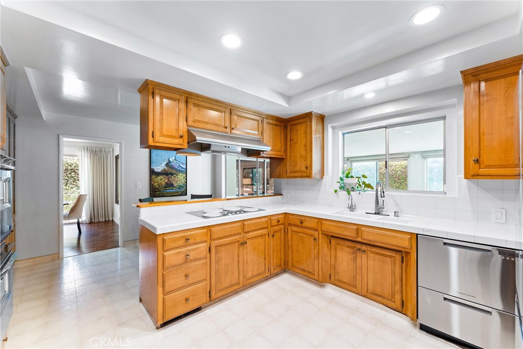 2117 N Westwood Avenue