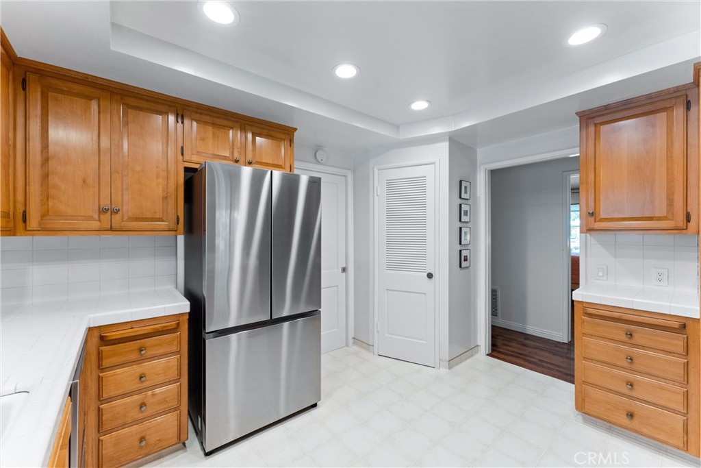 2117 N Westwood Avenue