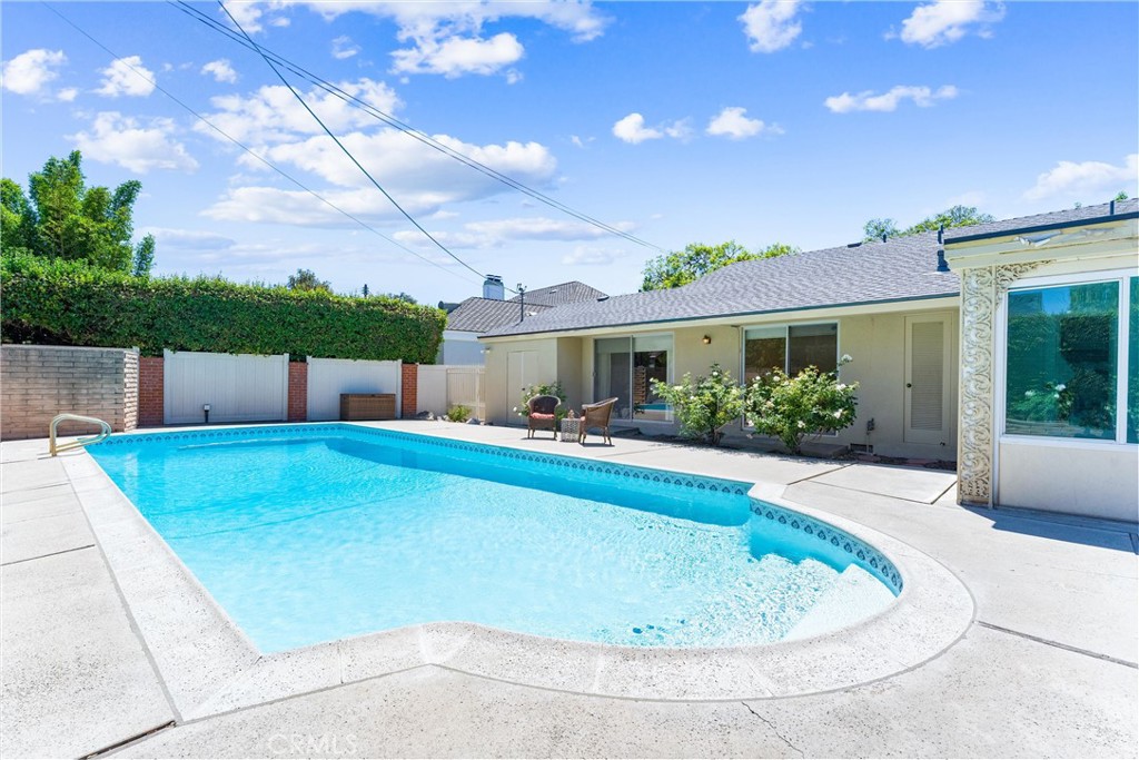 2117 N Westwood Avenue