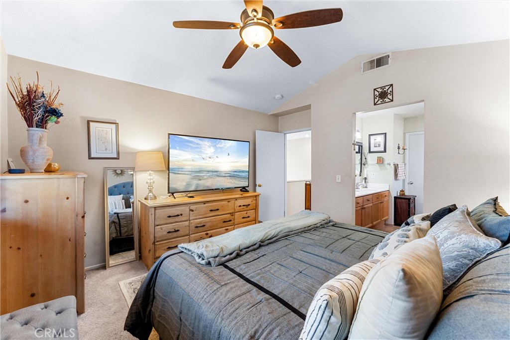 861 Shade Tree Way
