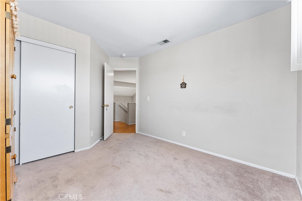 861 Shade Tree Way