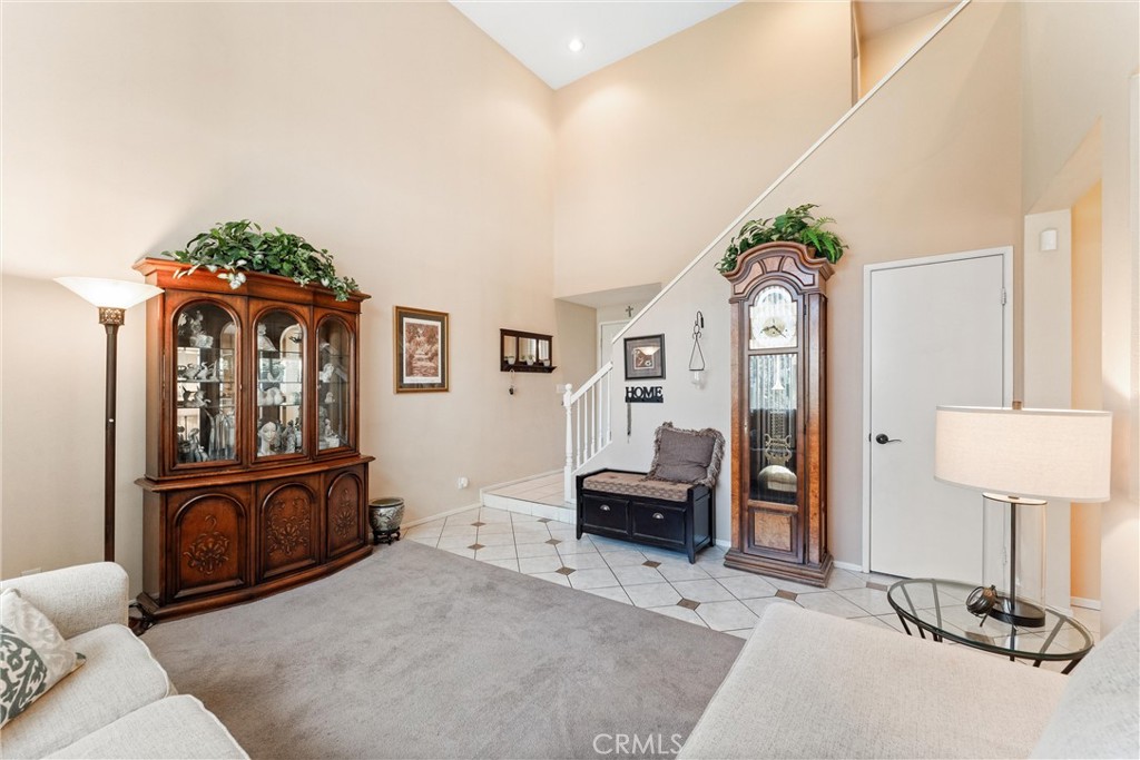 861 Shade Tree Way