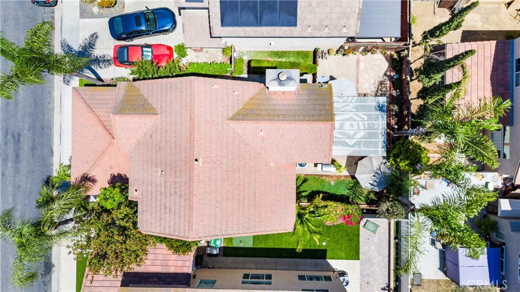 861 Shade Tree Way