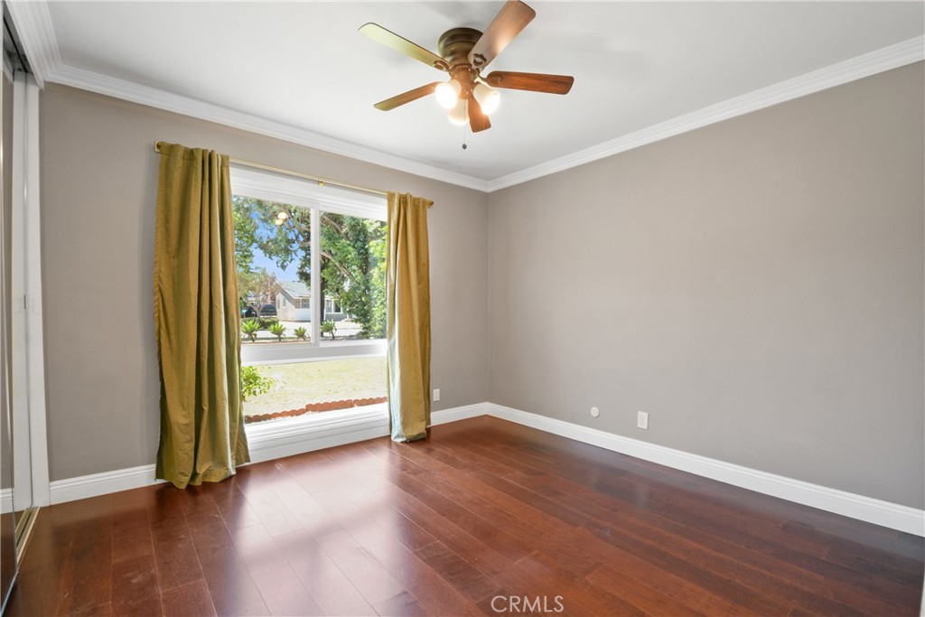 1403 E Chalynn Avenue